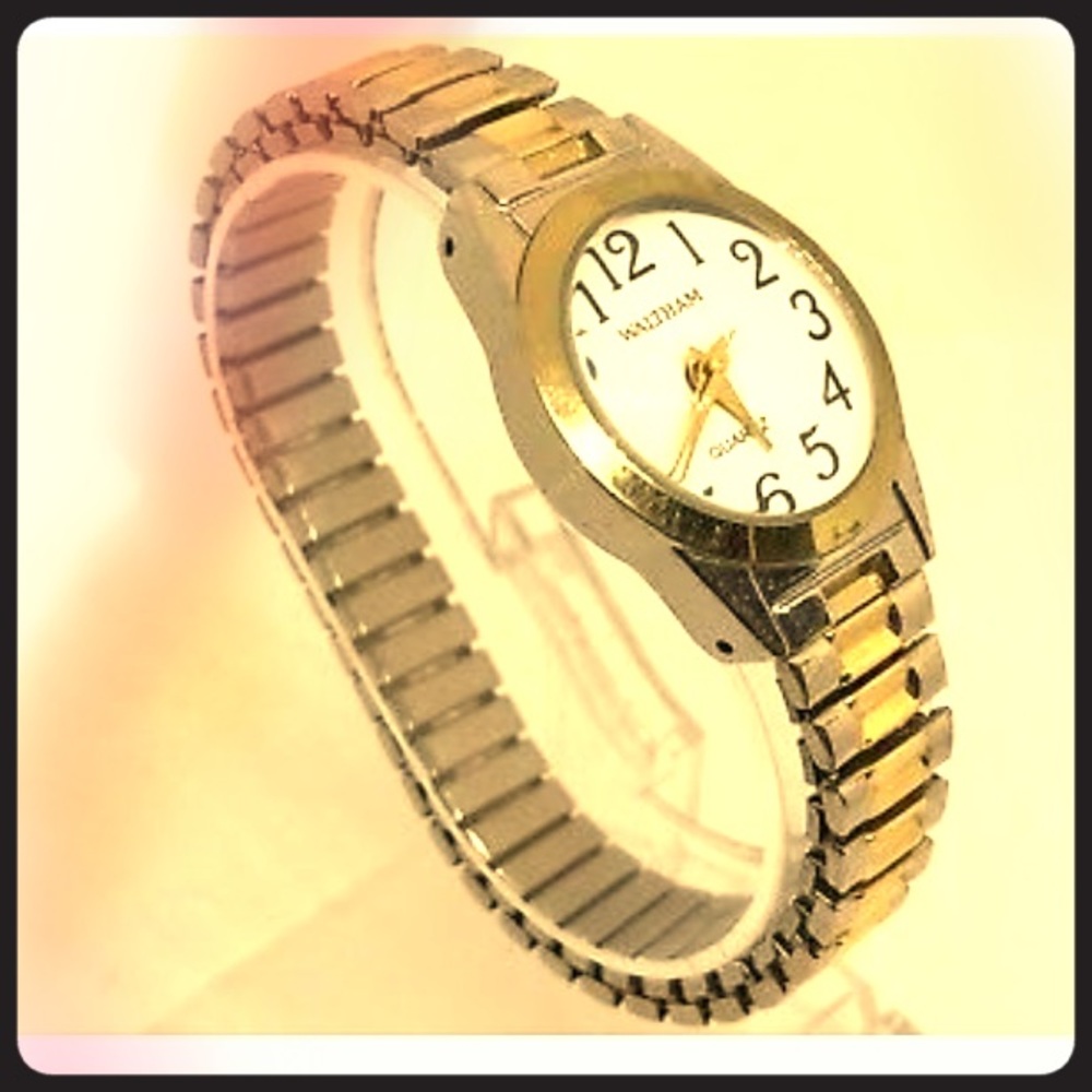 NWT Waltham Quartz Two Tone ‘Stretchy’ Watch. OS.